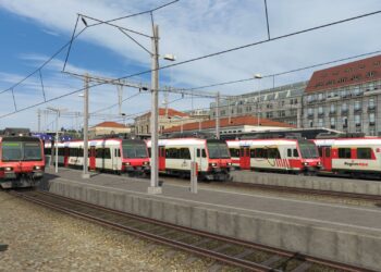 [InbetweenArrows/B42 Rail] SBB RBDe 560 „DOMINO“ – Zwischenstand